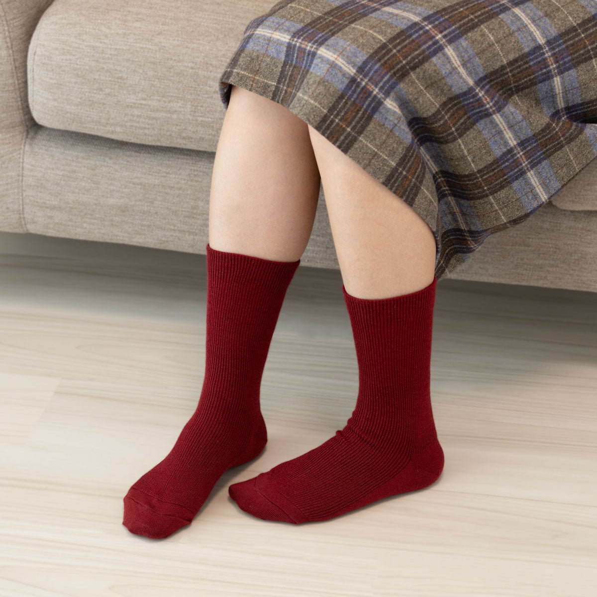 Japanese-made four-season everyday socks (silk x wool)