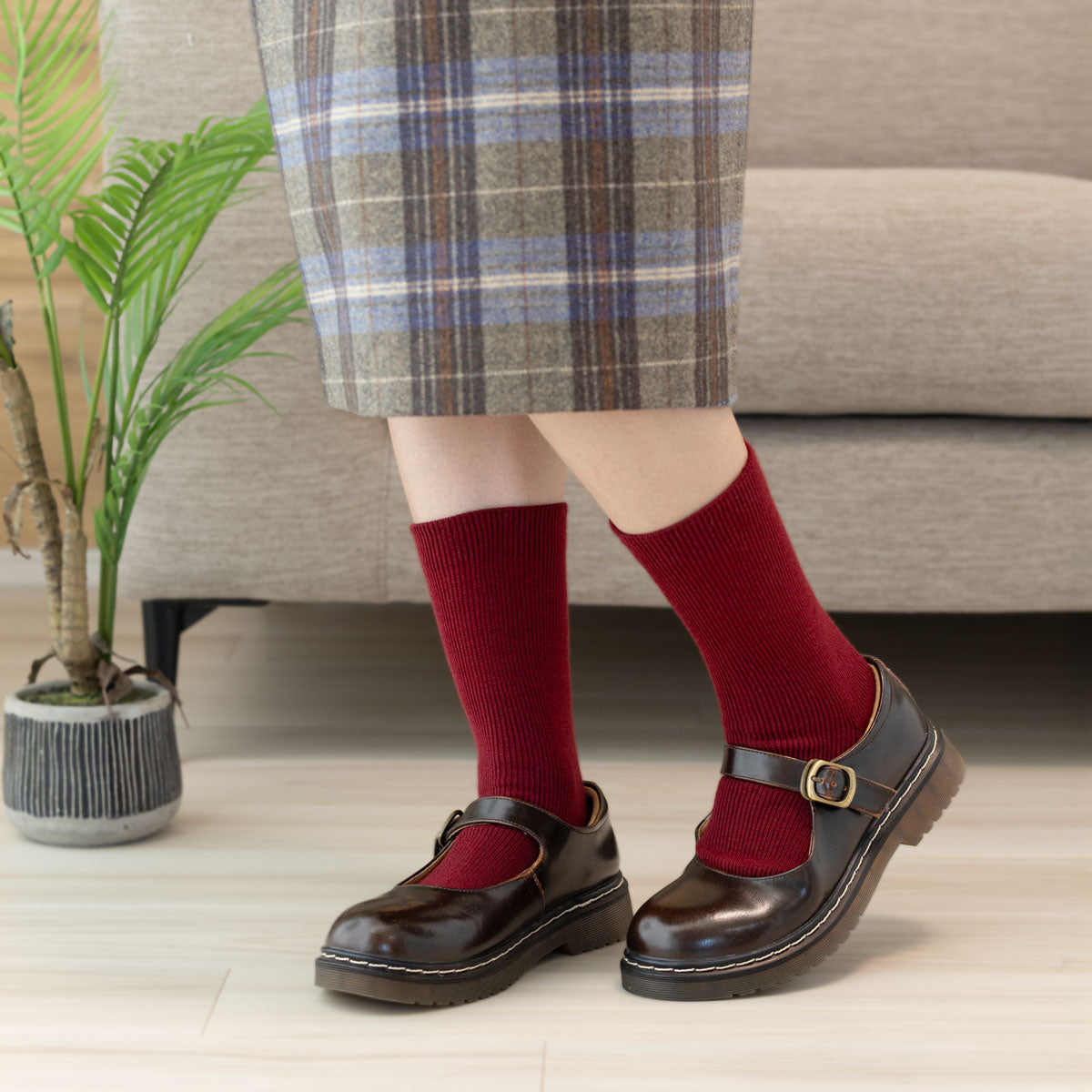 Japanese-made four-season everyday socks (silk x wool)