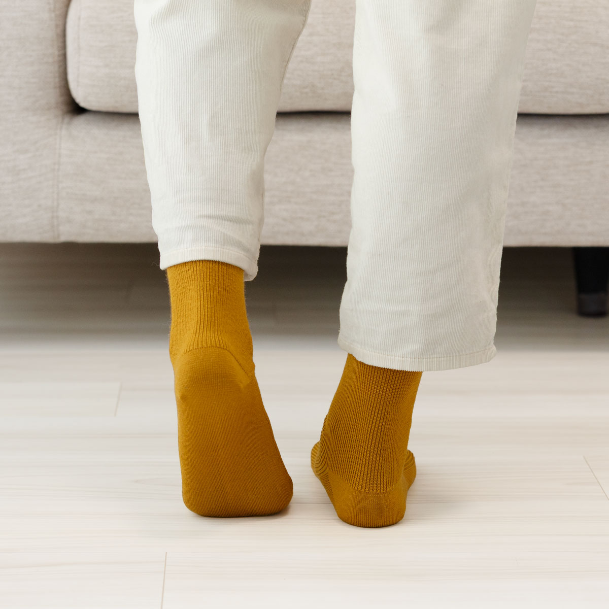 Japanese-made four-season everyday socks (silk x wool)