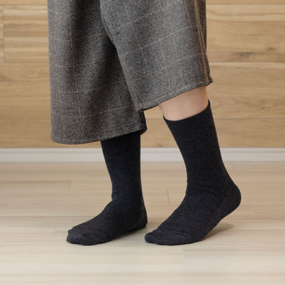 Japanese-made four-season everyday socks (silk x wool)