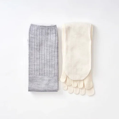 Japanese-made 4-layer cold-proof socks (silk x wool)